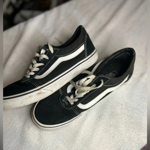 Youth Vans Size 7 - Picture 7 of 7